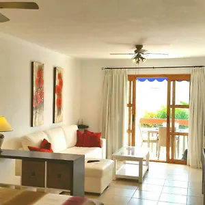 Lovely Cristianos Heated Pool Apartment Santa Cruz de Tenerife