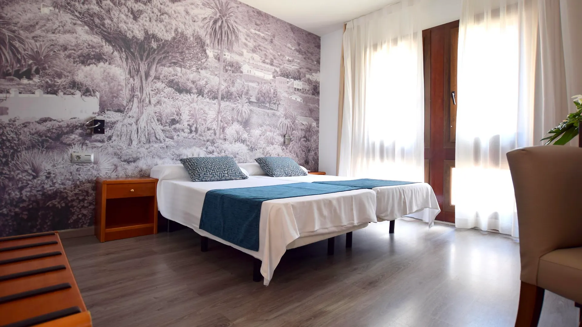 Hotel Adonis Plaza Santa Cruz de Tenerife